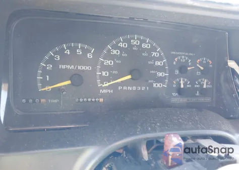 1998 Chevrolet Tahoe from USA, damaged, VIN 3GNEK18R6WG134161